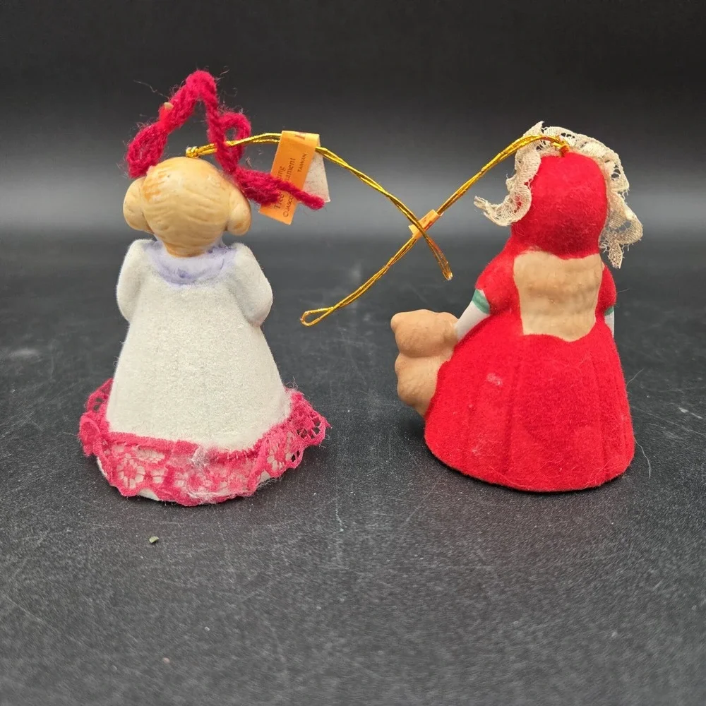 4 Vtg Bell Girl Figurine Figure Ornament‎ Christmas Caroler Jasco Taiwan